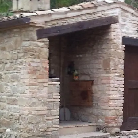 Casa Delle Noci Frühstückspension Rosora