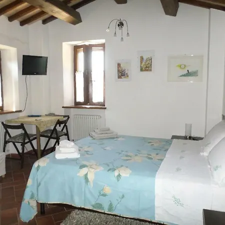 Couette-café Casa Delle Noci 3*